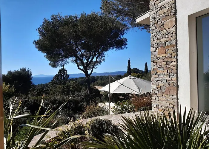 Villa Anadine - Aiguebonne Boulouris - Pleine Vue Mer - A 5 Minutes A Pied De La Plage - Climatisee