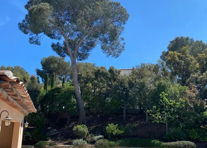 Belle Villa Dans Clos Prive - Saint Raphael Boulouris